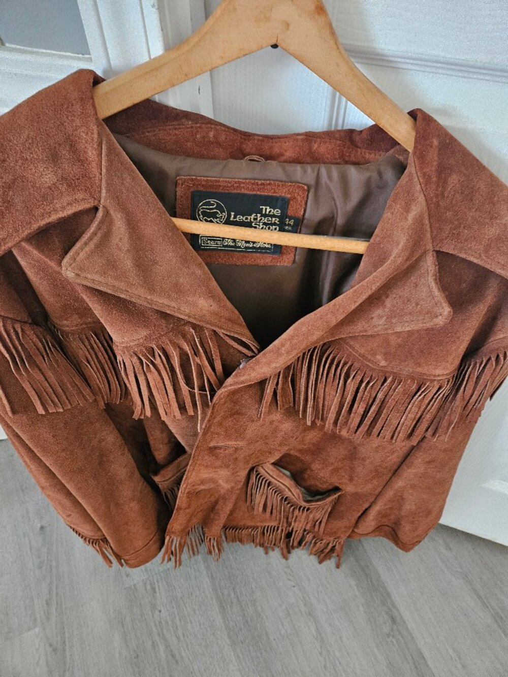 The Leather Shop Men's Suede Fringe Jacket Size 44 - Western Style